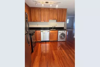 1600 Skyline Dr #2, Lowell, MA 01854 - Photo 7