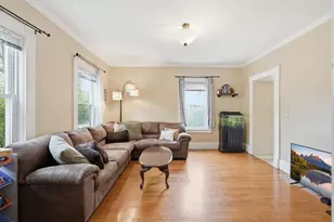 14 Seagrave St, Uxbridge, MA 01569 - Photo 9