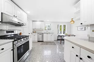 17 Woodhaven Rd, Newton, MA 02468 - Photo 21