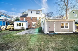 17 Woodhaven Rd, Newton, MA 02468 - Photo 5