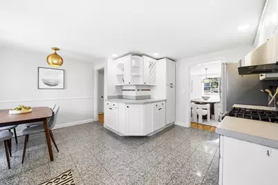 17 Woodhaven Rd, Newton, MA 02468 - Photo 13