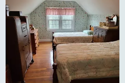 15 Warren St, Southbridge, MA 01550 - Photo 13