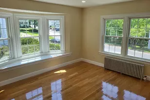 15 Warren St, Southbridge, MA 01550 - Photo 7