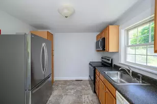 895 Hancock St, Abington, MA 02351 - Photo 5
