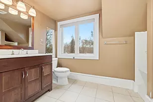 17 Wellesley St, Weston, MA 02493 - Photo 15