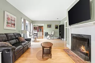 17 Wellesley St, Weston, MA 02493 - Photo 9