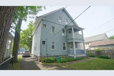 8 Vermont St., Springfield, MA 01108 - Photo 3
