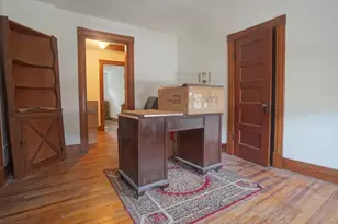 8 Vermont St, Springfield, MA 01108 - Photo 29