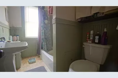 8 Vermont St., Springfield, MA 01108 - Photo 25