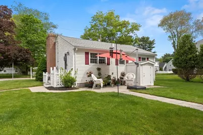 18 Knowlton Street, Hamilton, MA 01982 - Photo 27