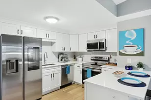 115 W Seventh St, Boston, MA 02127 - Photo 1