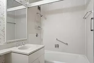 180 Beacon St, Boston, MA 02116 - Photo 23