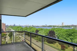 180 Beacon St, Boston, MA 02116 - Photo 15