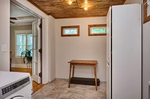 21 Prospect Ave, Greenfield, MA 01301 - Photo 13
