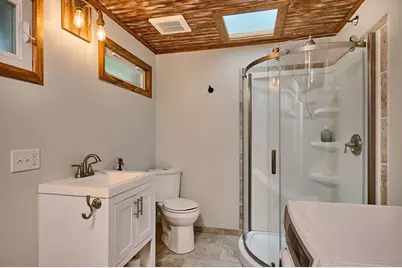 21 Prospect Avenue, Greenfield, MA 01301 - Photo 11