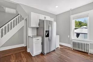 7 Maple St, Ludlow, MA 01056 - Photo 13