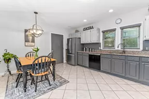 113 Oakdale Ave, Dedham, MA 02026 - Photo 15
