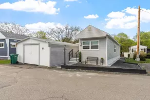 1237 Central St, Leominster, MA 01453 - Photo 7