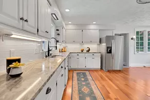 84 Lakeview Ave, Haverhill, MA 01830 - Photo 11