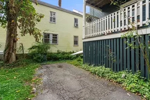 15 Oakland St, Boston, MA 02135 - Photo 31