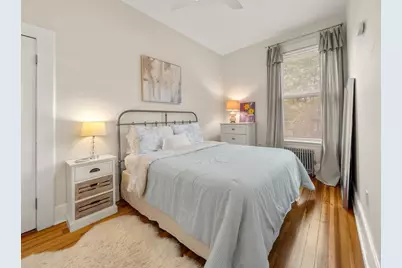554 E 4th St #1B, Boston, MA 02127 - Photo 17