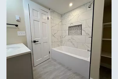 714 Lynnfield St, Lynn, MA 01904 - Photo 21