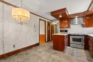 2035 Parker St, Springfield, MA 01128 - Photo 15