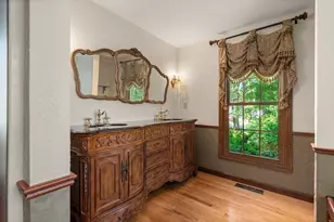 2035 Parker St, Springfield, MA 01128 - Photo 25