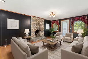 2035 Parker St, Springfield, MA 01128 - Photo 9