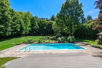 2035 Parker St, Springfield, MA 01128 - Photo 35