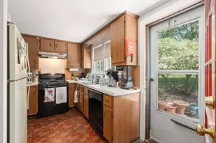 122 Sandy Valley Rd, Dedham, MA 02026 - Photo 11