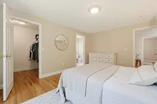 8 Maple St, Southborough, MA 01745 - Photo 25