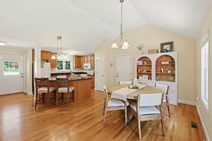 8 Maple St, Southborough, MA 01745 - Photo 17