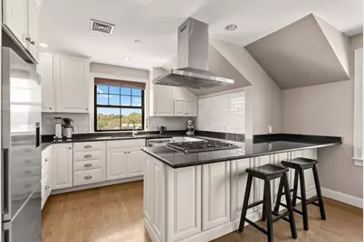 1 Sylvia St #3, Boston, MA 02130 - Photo 7