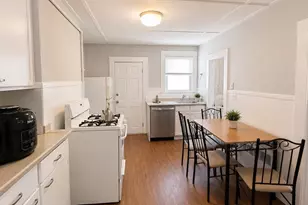 4 Sherman St, Cambridge, MA 02138 - Photo 9