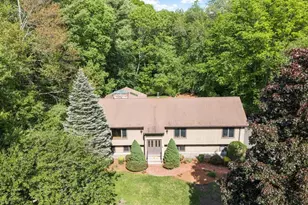 4 Douglas Ave, Wilmington, MA 01887 - Photo 3