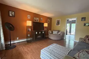 52 Locust Ave, Southbridge, MA 01550 - Photo 3