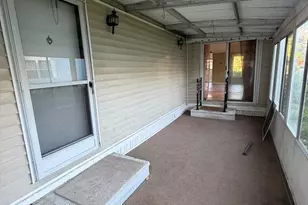 9 Johns Dr, Westfield, MA 01085 - Photo 15