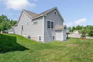 12 Dunstable Cir, Merrimack, NH 03054 - Photo 35