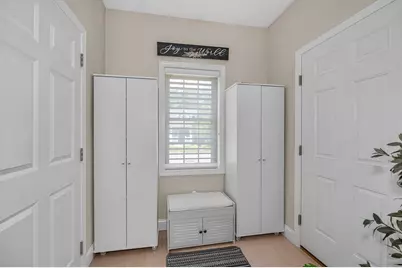 12 Dunstable Cir #12, Merrimack, NH 03054 - Photo 3