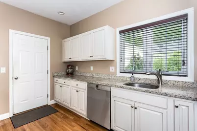 4 Candlelight Ln, Bellingham, MA 02019 - Photo 13