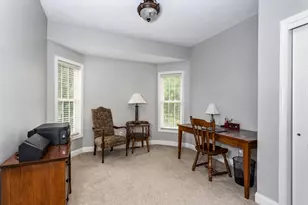 4 Candlelight Ln, Bellingham, MA 02019 - Photo 17
