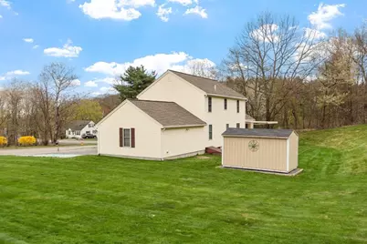 8 Biscuit Hill Dr, Leominster, MA 01453 - Photo 3