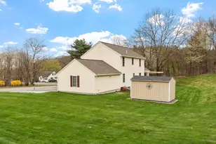 8 Biscuit Hill Dr, Leominster, MA 01453 - Photo 3