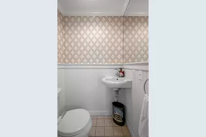 2 Andover St #B, Salem, MA 01970 - Photo 15