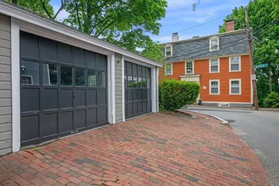 2 Andover St #B, Salem, MA 01970 - Photo 5