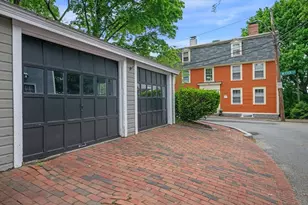 2 Andover St, Salem, MA 01970 - Photo 5
