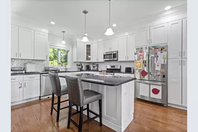 12 Cedar St #2, Waltham, MA 02453 - Photo 3