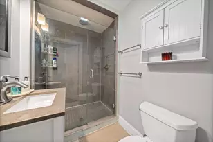 149 G St, Boston, MA 02127 - Photo 7