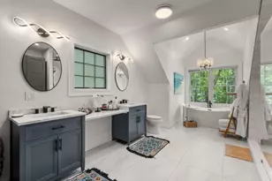 295 Gardner St, Hingham, MA 02043 - Photo 23